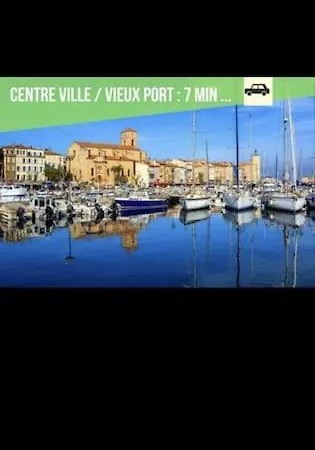Joli Studio Avec Apercu Mer Et Acces Mer * La Ciotat